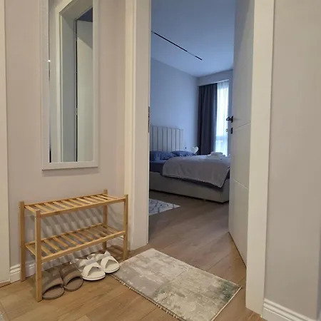 Leon Apartment *