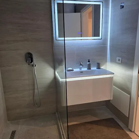 Apartamento Leon Tirana